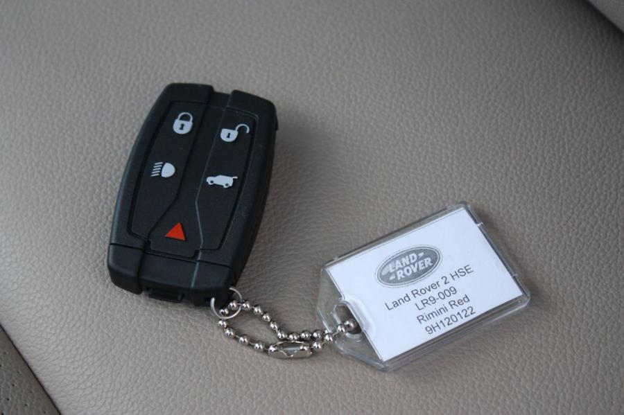  Land Rover LR2 HSE 2009 года  (фото 20 из 54)